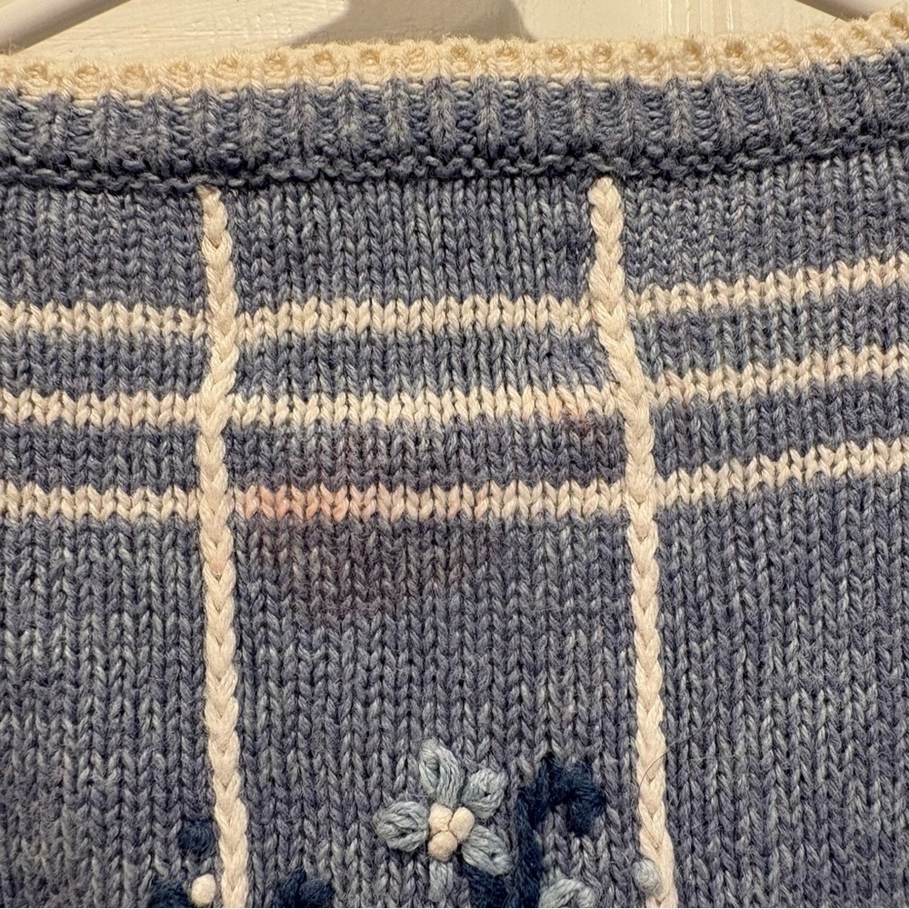 Vintage Christopher & Banks Blue Flower Sweater Vest - Size Medium - Picture 5 of 7